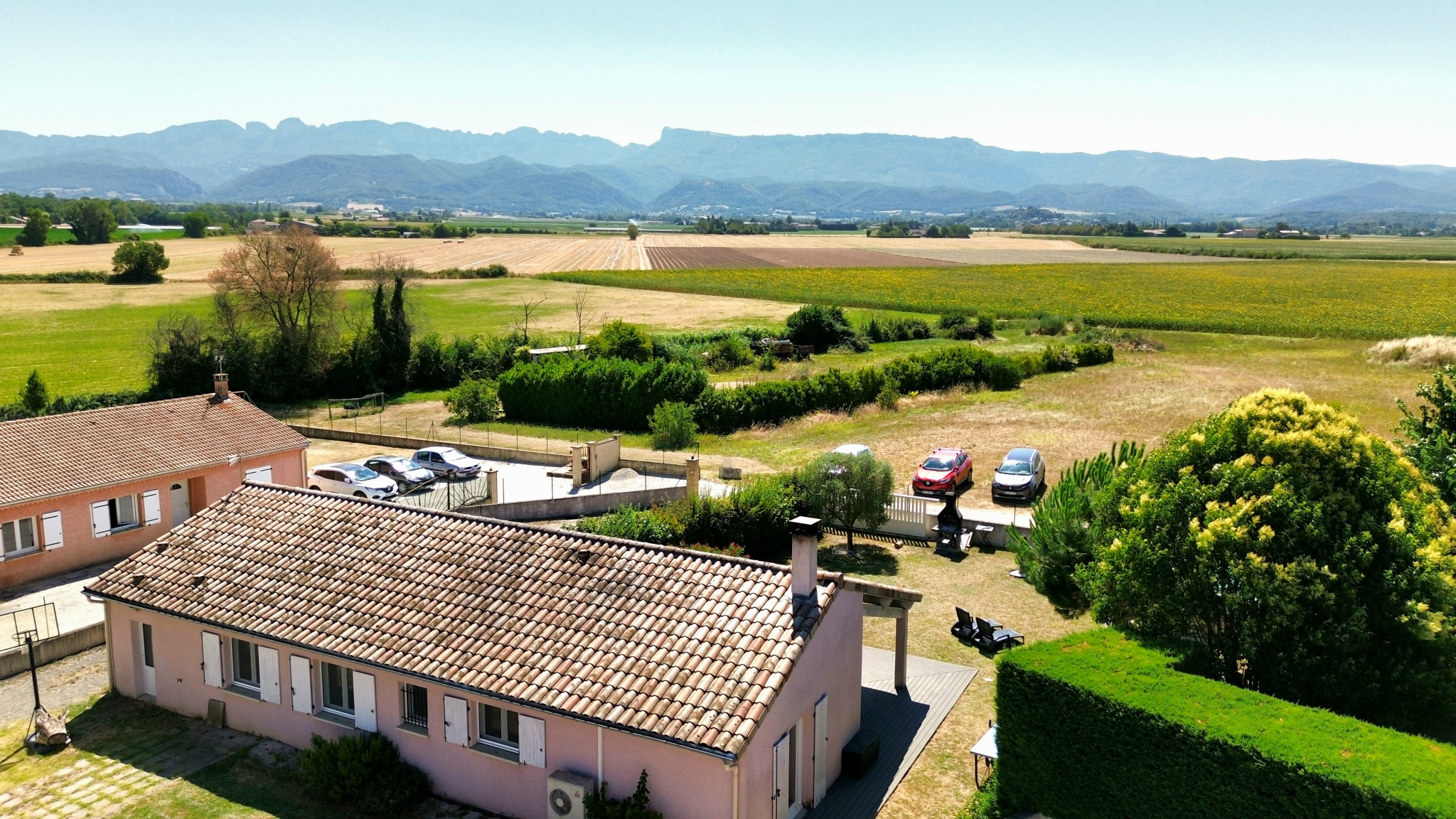 Maison à vendre à Charpey   5 chambres, vue sur le Vercors et terrain de 1 000 m2